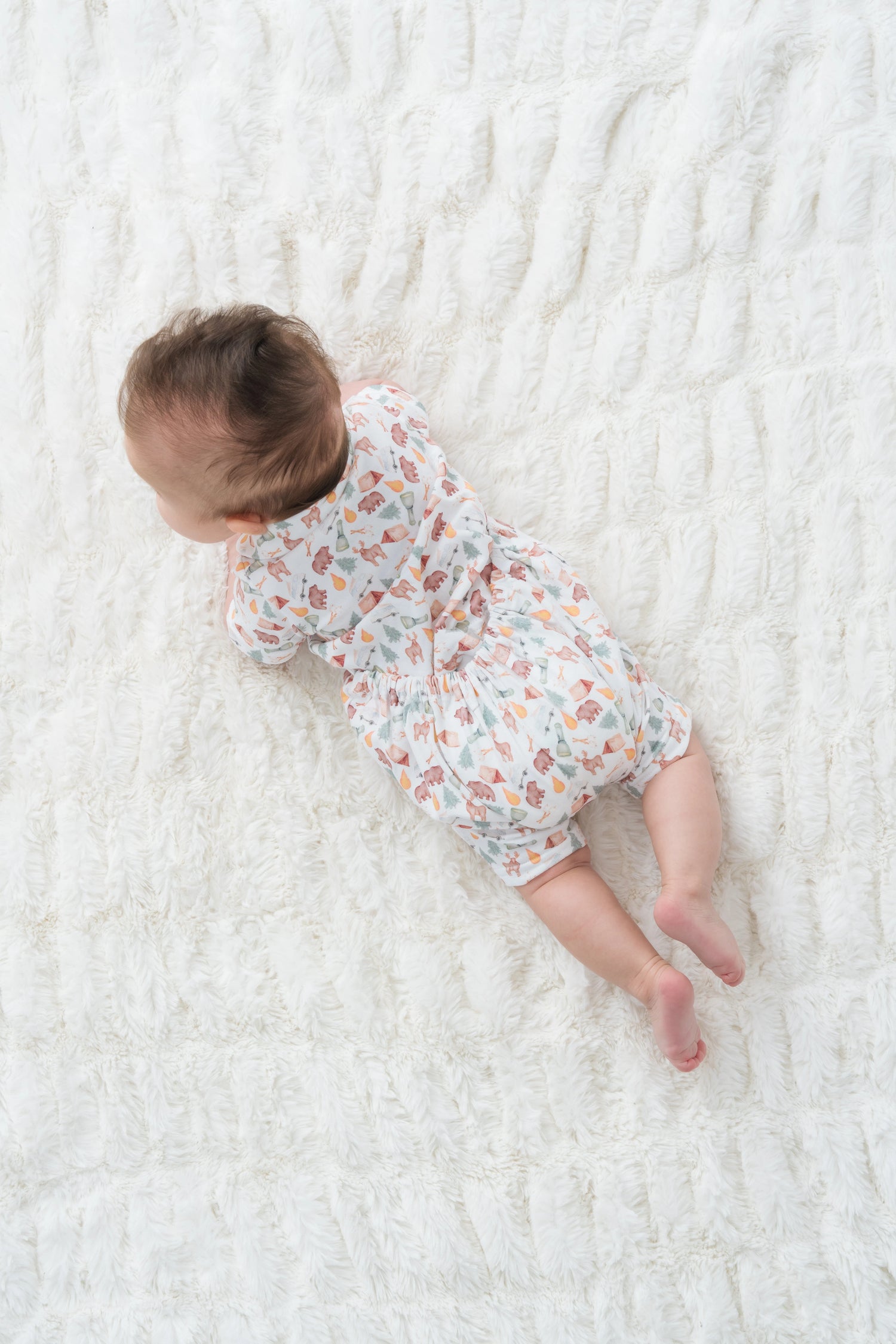 Baby Loungewear: Stylish organic baby loungewear made from sustainable materials, ideal for lounging and sleeping